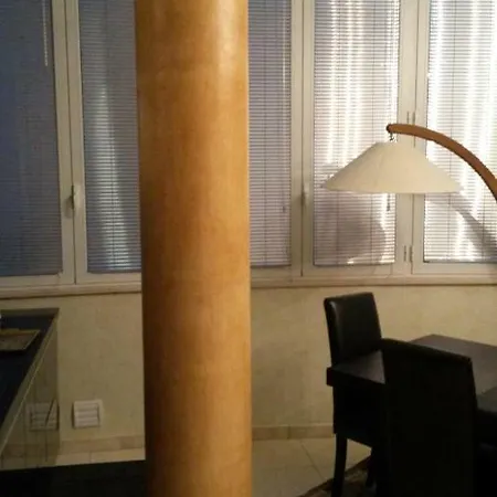 Loft 13- 13 Il Giglio Галліполі