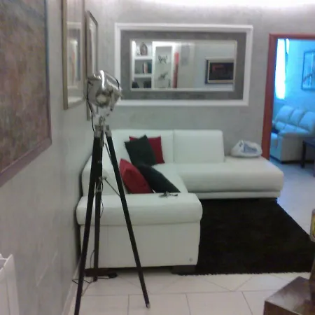 Апартаменти Loft 13- 13 Il Giglio