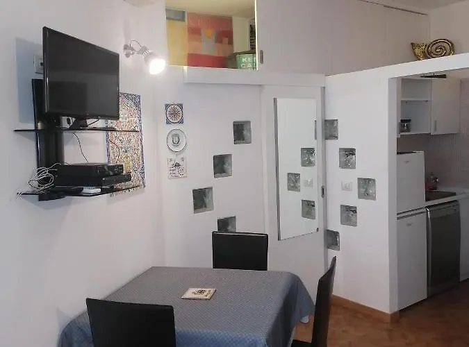 Loft 13- 13 Il Giglio Appartamento